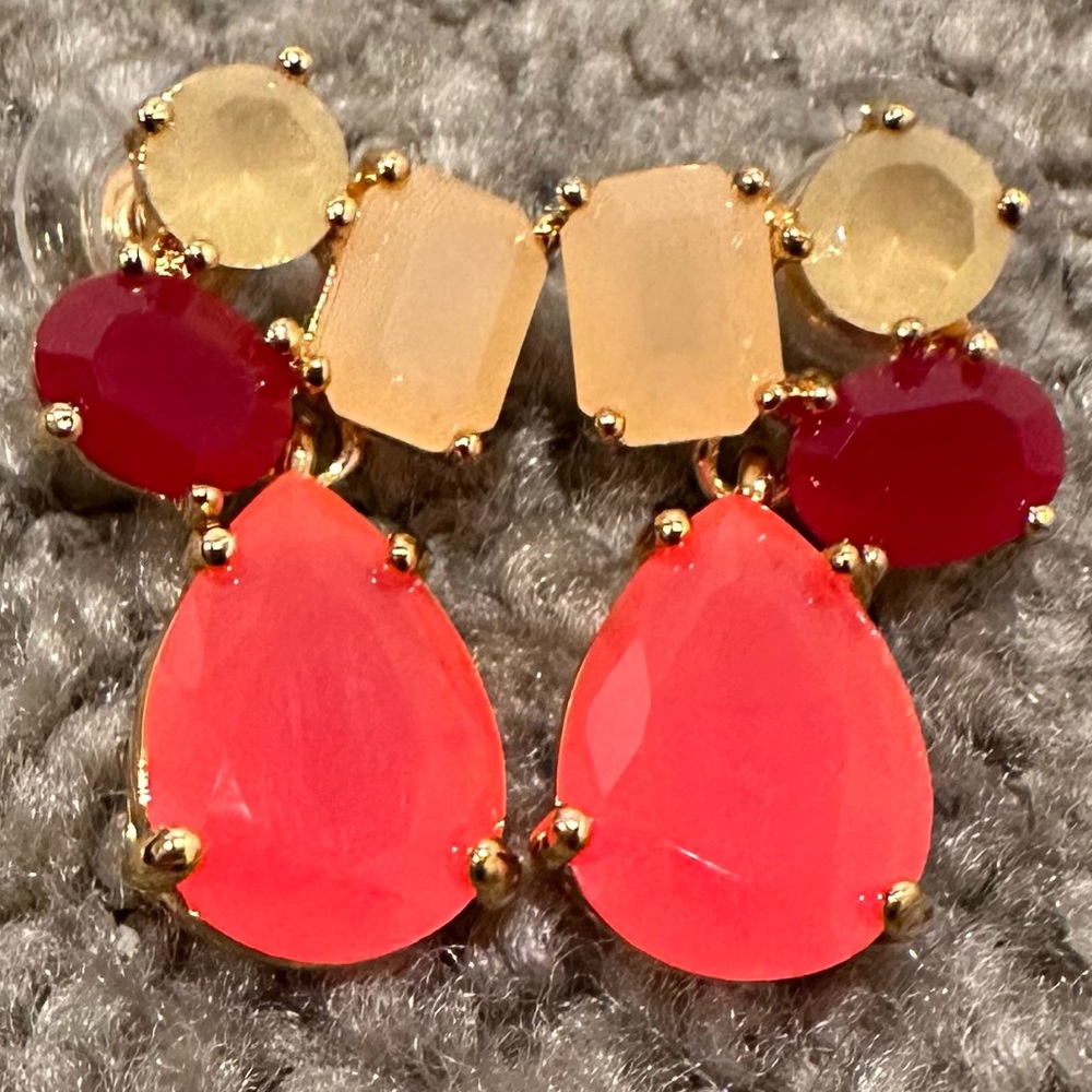 Kate Spade Tear Drop Cluster Crystal Glass Earrings Flo Pink Gold Tone Barbie
